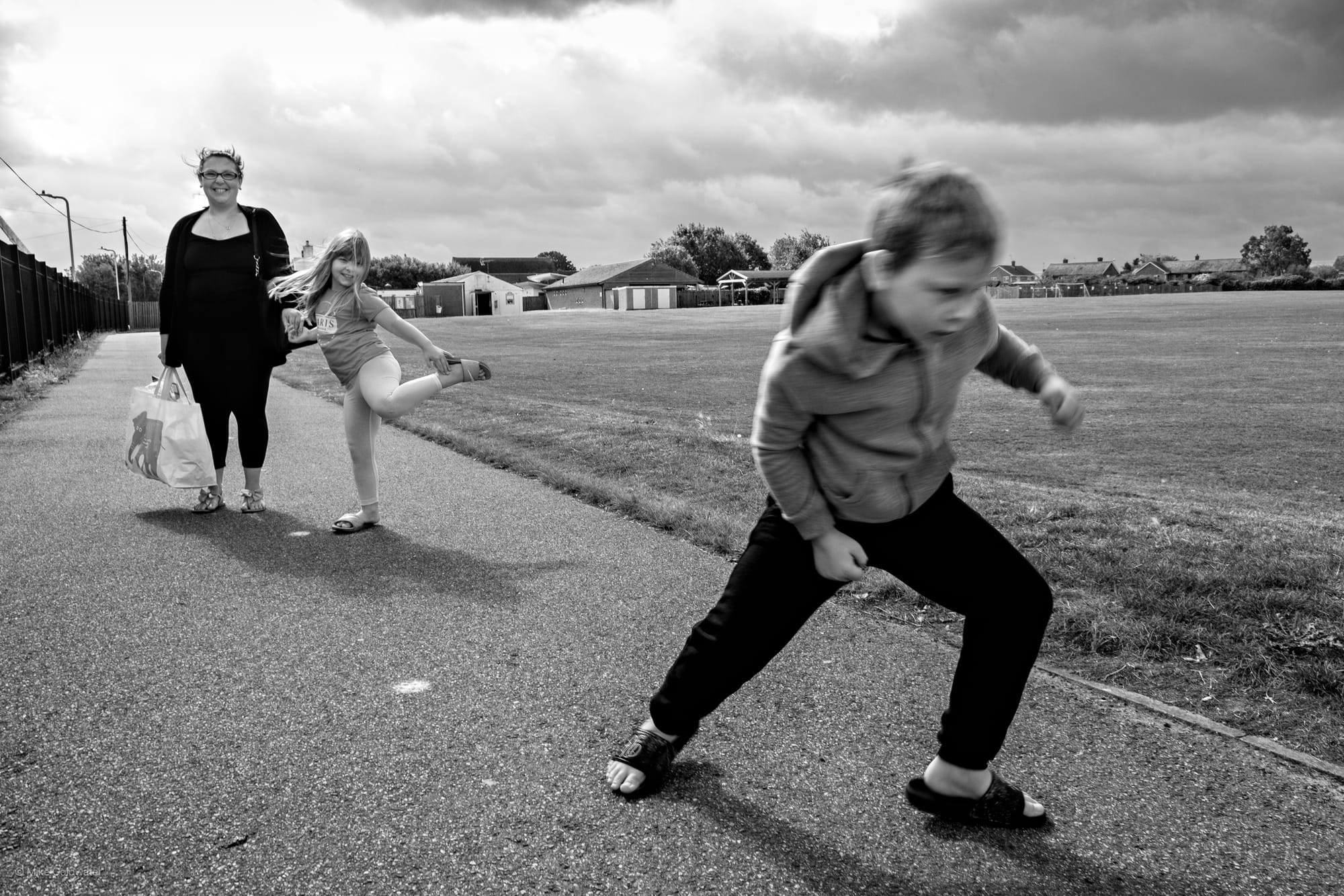 A young family walking home after picking up supplies from "Our Kitchen in the Isle of Thanet. Photo: Mike Goldwater