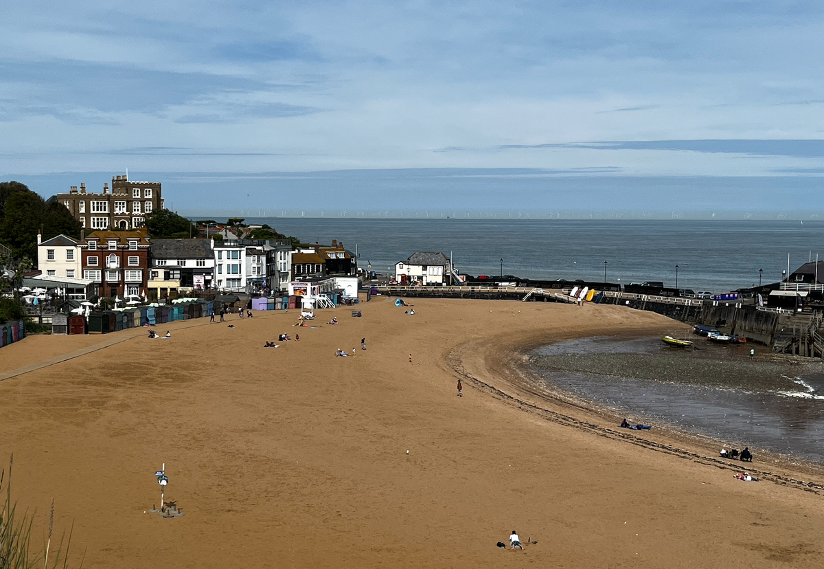 Broadstairs 1805 South Asian pop-up, charity stand up night, Dickens festival